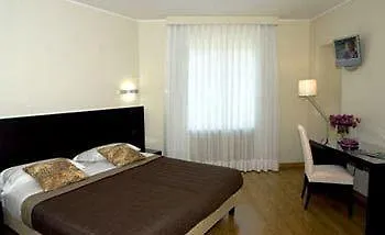 Hotel Serenella 3*