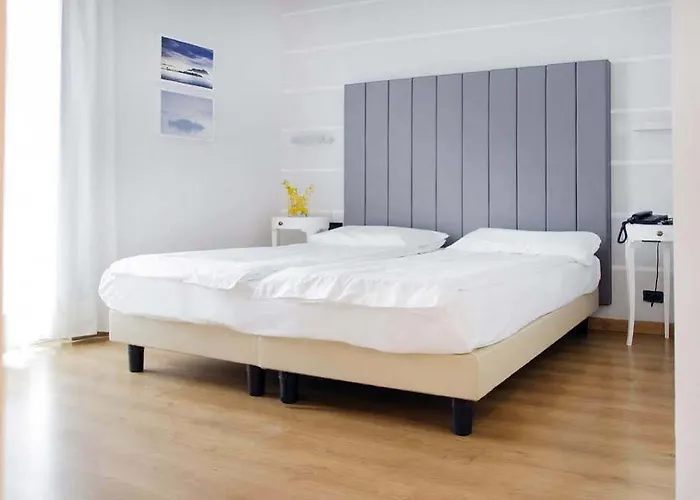 Hotell Serenella Baveno